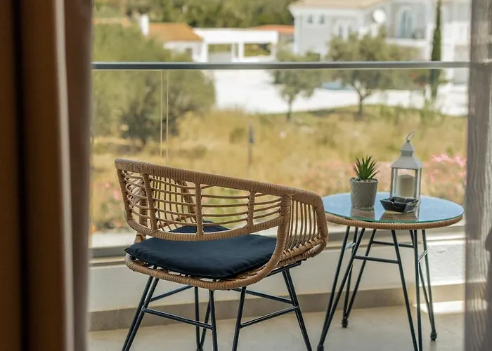 Aether, Light Modern Living Apartament Gaitani