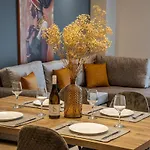 Lägenhet Aether, Light Modern Living Gaitani